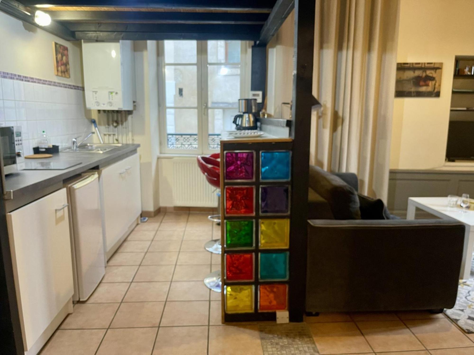 Appartement Le Cadet Roussel Auxerre Les Quais Eksteriør billede